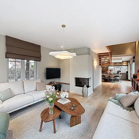 Villa Charme - *